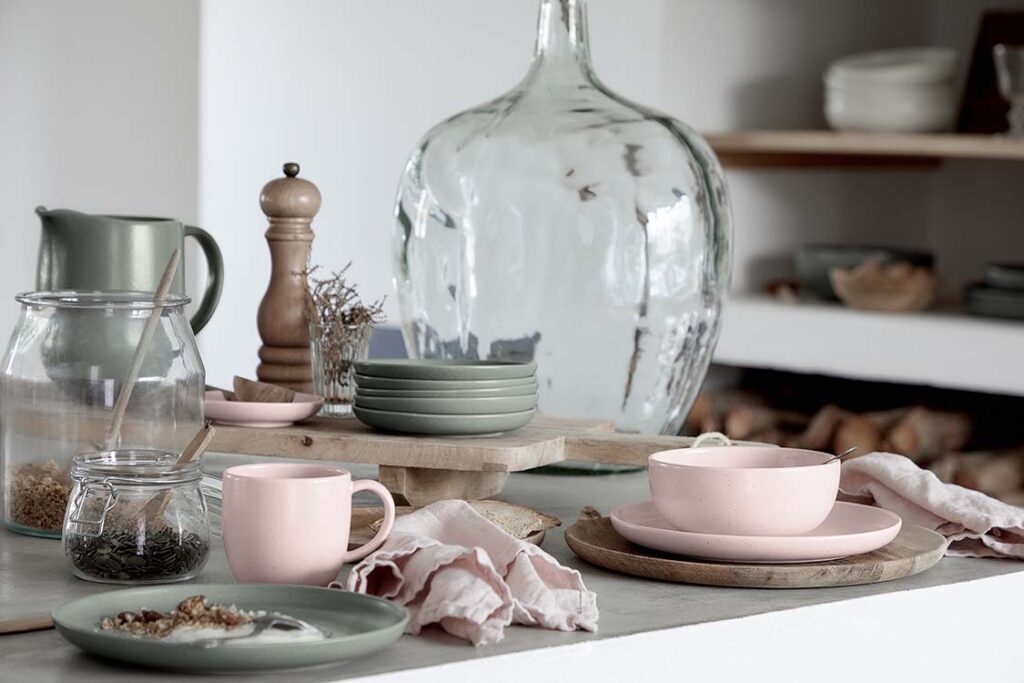 Pacifica stoneware collection from Casafina